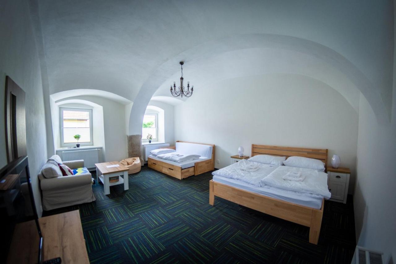 Penzion Nezarka 59 Jindřichův Hradec Exteriér fotografie